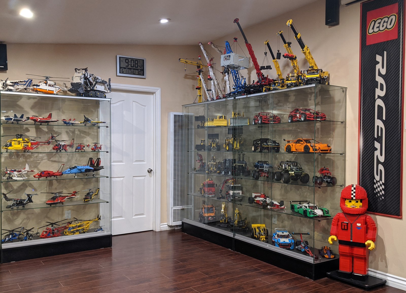 Lego technic shop storage